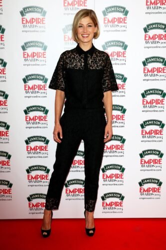 Rosamund Pike Feet Toes And Soles 175