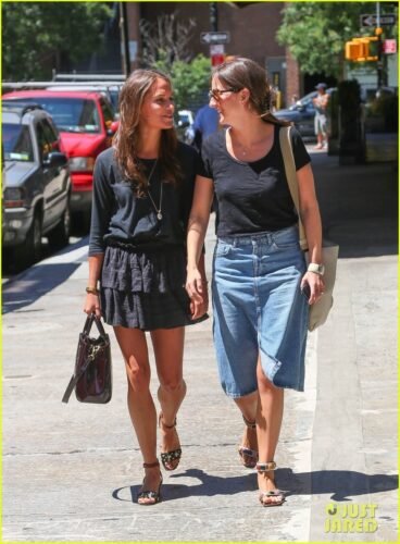 Alicia Vikander Feet Toes And Soles 117