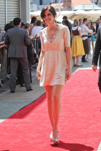 Mandy Moore Feet Toes And Soles 182