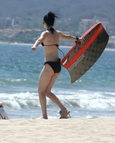 Krysten Ritter Feet Toes And Soles 268