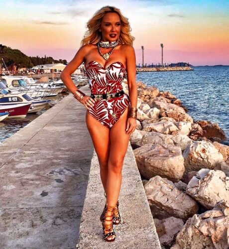 Maja Suput Feet Toes And Soles 72