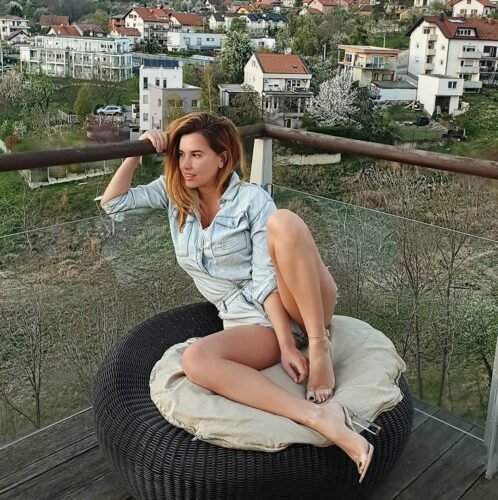 Nives Celzijus Feet Toes And Soles 169