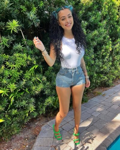 Malu Trevejo Feet Toes And Soles 112