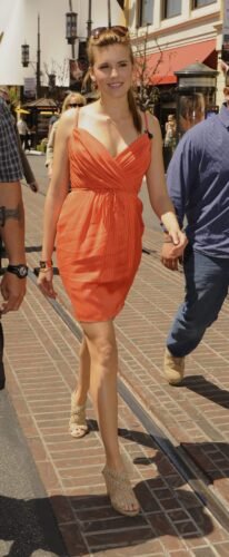 Maggie Grace Feet Toes And Soles 287