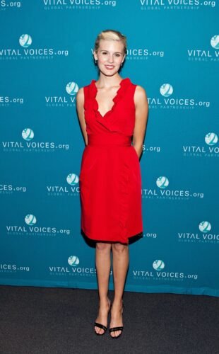 Maggie Grace Feet Toes And Soles 310