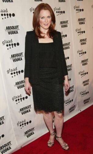 Julianne Moore Feet Toes And Soles 21