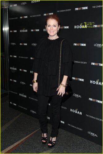 Julianne Moore Feet Toes And Soles 45