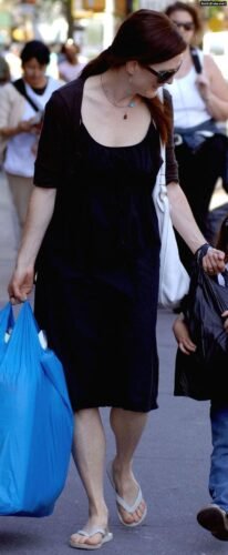 Julianne Moore Feet Toes And Soles 67