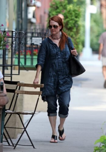 Julianne Moore Feet Toes And Soles 262