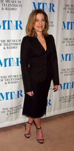 Gillian Anderson Feet Toes And Soles 205