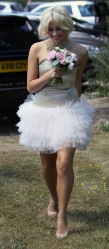 Pixie Lott Feet Toes And Soles 33