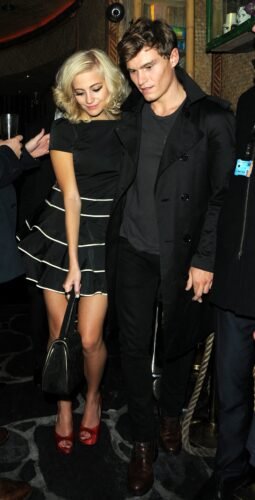 Pixie Lott Feet Toes And Soles 203