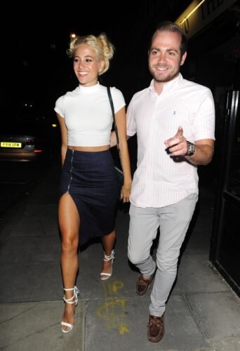 Pixie Lott Feet Toes And Soles 712