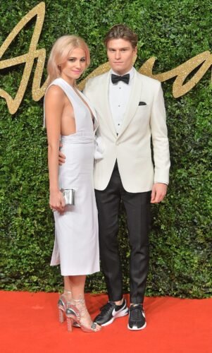 Pixie Lott Feet Toes And Soles 832