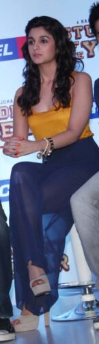 Alia Bhatt Feet Toes And Soles 73