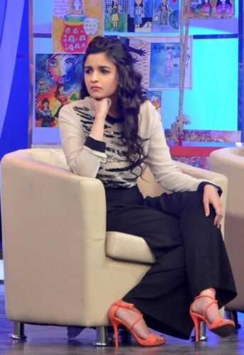 Alia Bhatt Feet Toes And Soles 155