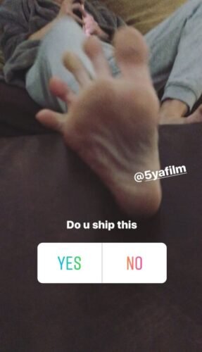 Chloe Bennet Feet Toes And Soles 134