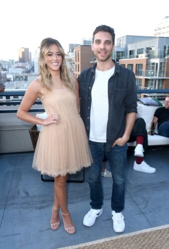 Chloe Bennet Feet Toes And Soles 171