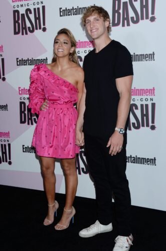 Chloe Bennet Feet Toes And Soles 173
