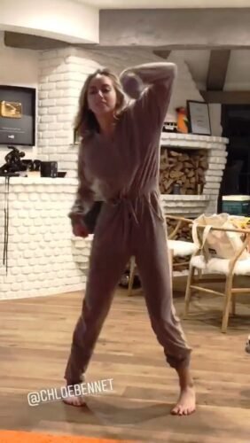 Chloe Bennet Feet Toes And Soles 196