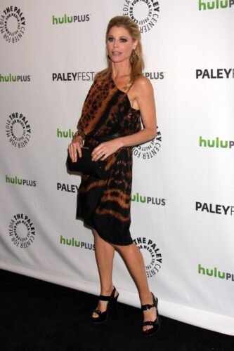 Julie Bowen Feet Toes And Soles 235