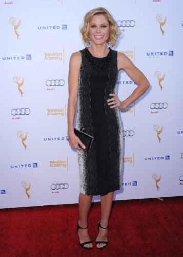 Julie Bowen Feet Toes And Soles 381