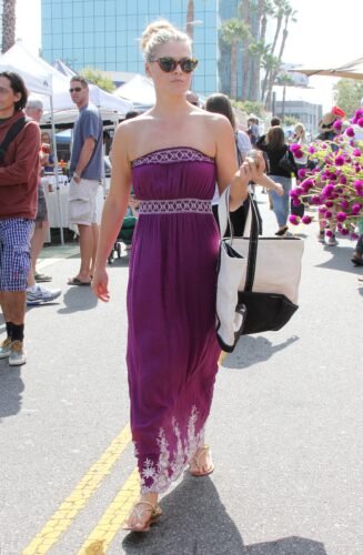 Ali Larter Feet Toes And Soles 270