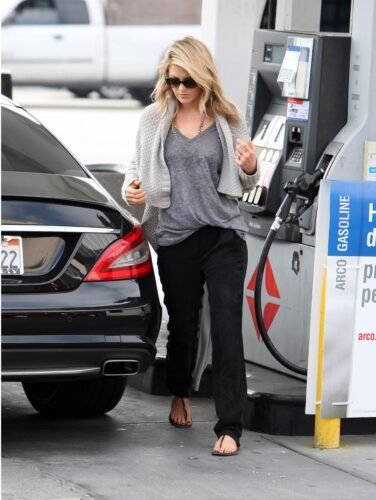 Ali Larter Feet Toes And Soles 329