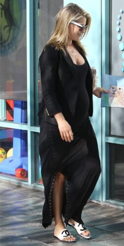 Ali Larter Feet Toes And Soles 410