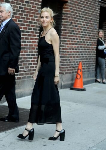 Sienna Miller Feet Toes And Soles 701