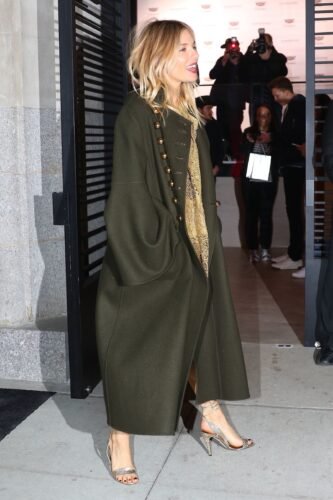 Sienna Miller Feet Toes And Soles 821