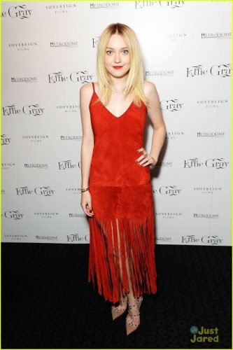 Dakota Fanning Feet Toes And Soles 258