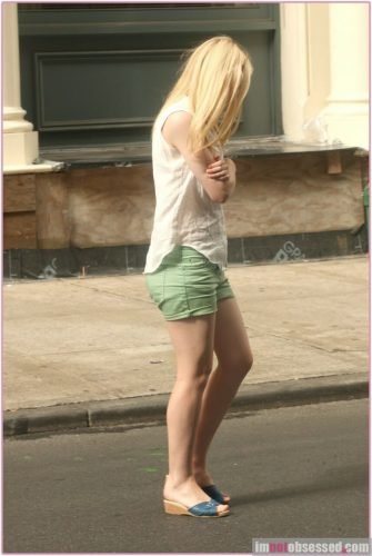 Dakota Fanning Feet Toes And Soles 328