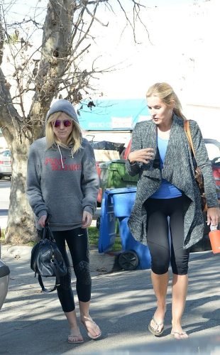 Dakota Fanning Feet Toes And Soles 346