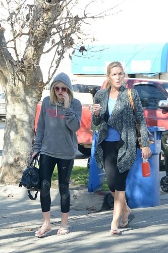 Dakota Fanning Feet Toes And Soles 354