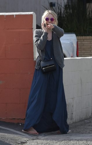 Dakota Fanning Feet Toes And Soles 371