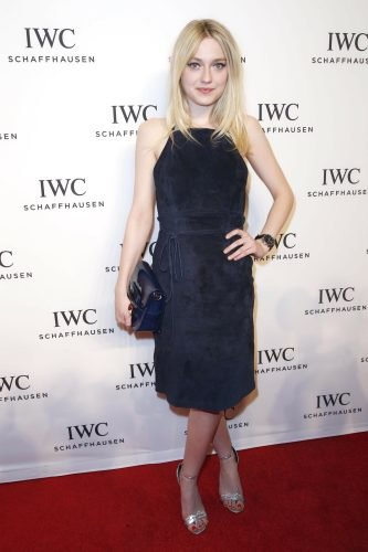 Dakota Fanning Feet Toes And Soles 471