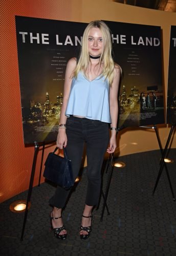 Dakota Fanning Feet Toes And Soles 537