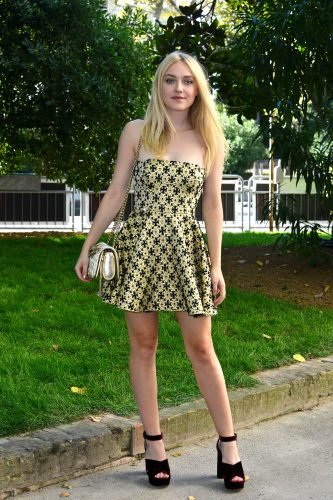 Dakota Fanning Feet Toes And Soles 563