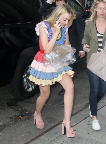 Dakota Fanning Feet Toes And Soles 702