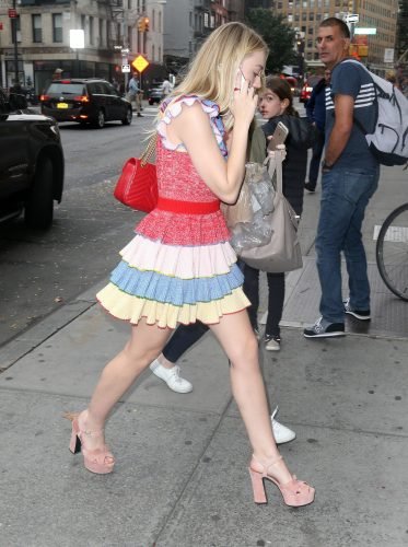 Dakota Fanning Feet Toes And Soles 703