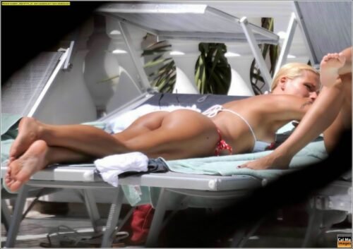 Michelle Hunziker Feet Toes And Soles 90