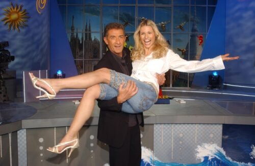 Michelle Hunziker Feet Toes And Soles 165