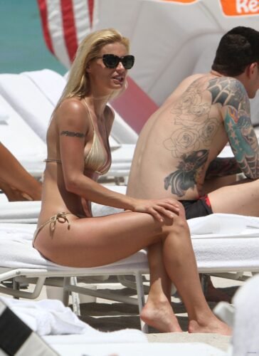 Michelle Hunziker Feet Toes And Soles 346
