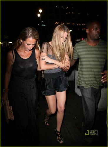 Blake Lively Feet Toes And Soles 559