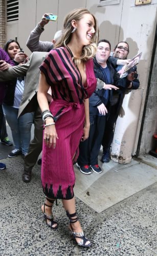 Blake Lively Feet Toes And Soles 937