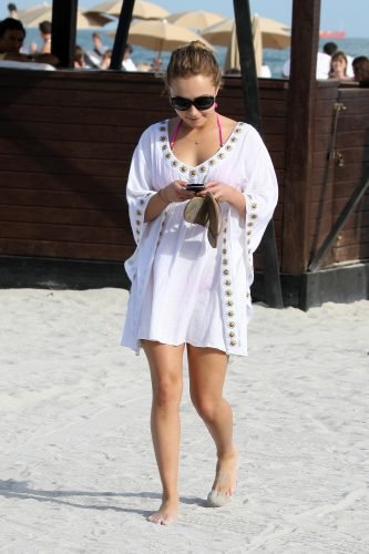 Hayden Panettiere Feet Toes And Soles 108