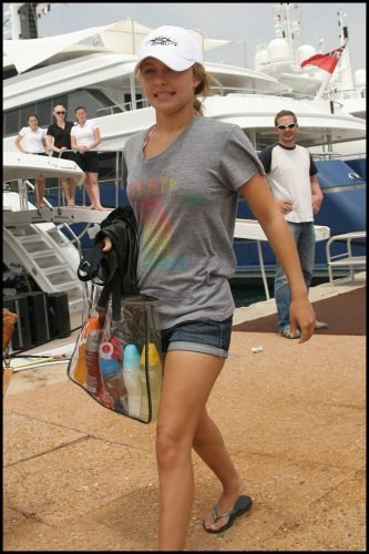Hayden Panettiere Feet Toes And Soles 414