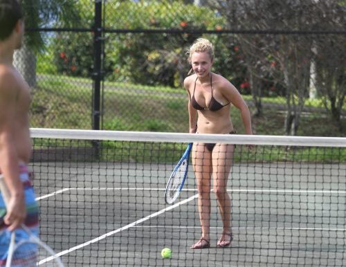 Hayden Panettiere Feet Toes And Soles 917