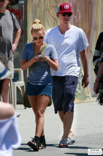 Hayden Panettiere Feet Toes And Soles 962